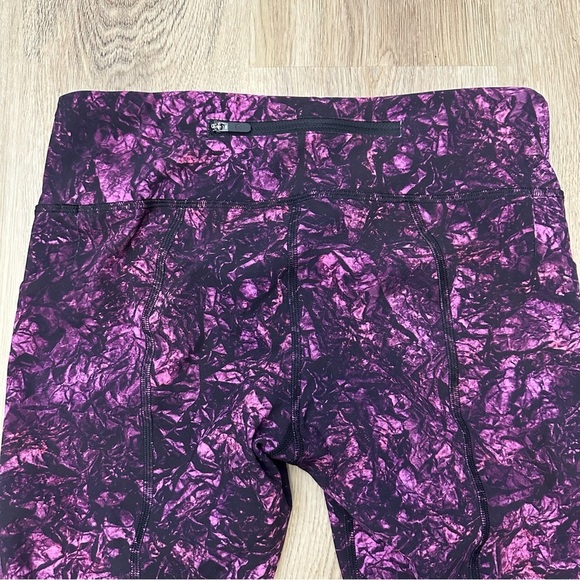 Lululemon Pace Rival Crop 22" Undercurrent Grapealicious Multi / Black size 6 - Picture 7 of 12